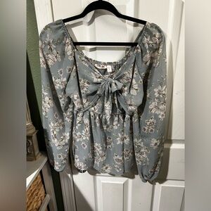 ❤️‍🔥T.22- Floral Print Blouse with Bow Detail